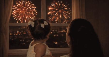 Como proteger o bebê do barulho dos fogos de artifício